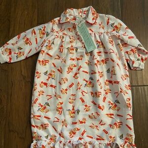 NWT Pottery Barn Kids Elf on the shelf night gown size 2T